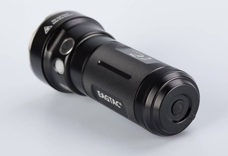 Мощный фонарь EagTec MX30L3-CR